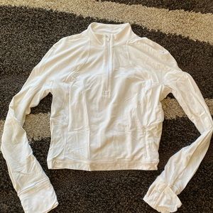 Lululemon 1/4 Zip Long sleeve